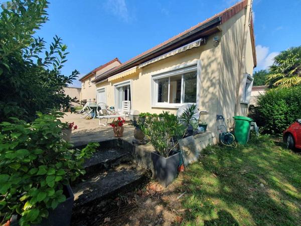 Maison à vendre à Souppes-sur-Loing en Seine-et-Marne (77460), ref : 137   
Champs sur les Bois