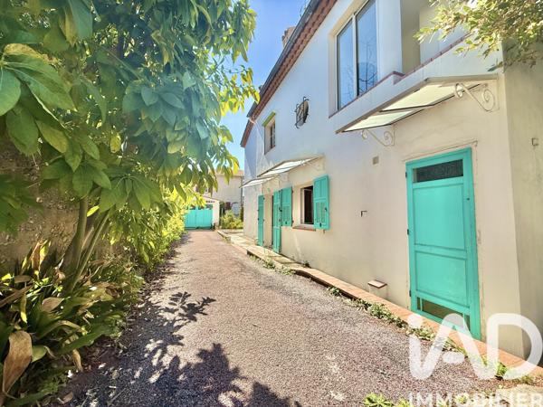 Maison à vendre 7 pièces 151,6 m² Cagnes-sur-Mer