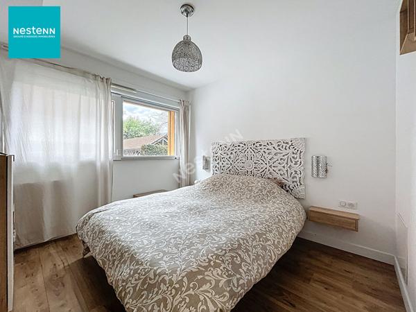 PRINGY (Proméry) _ Spacieux appartement en duplex, de 95,19 m² (101,97 m² au sol), avec cave à vendre