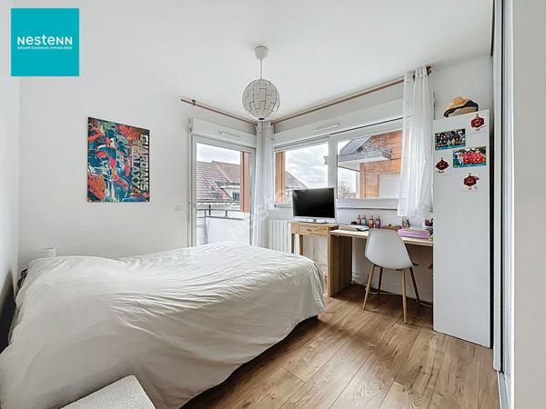 PRINGY (Proméry) _ Spacieux appartement en duplex, de 95,19 m² (101,97 m² au sol), avec cave à vendre