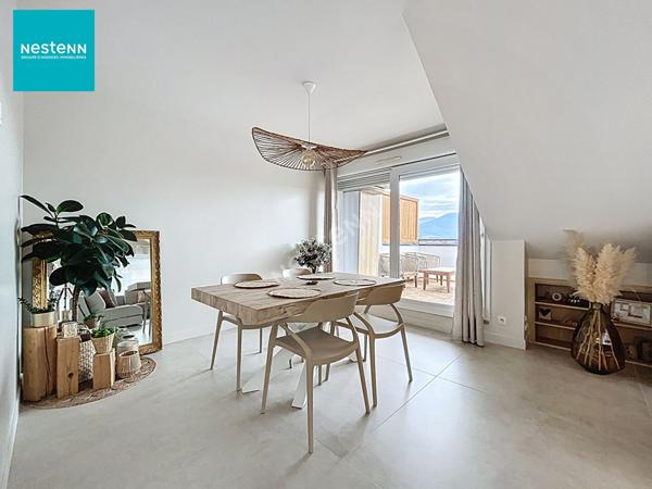 PRINGY (Proméry) _ Spacieux appartement en duplex, de 95,19 m² (101,97 m² au sol), avec cave à vendre