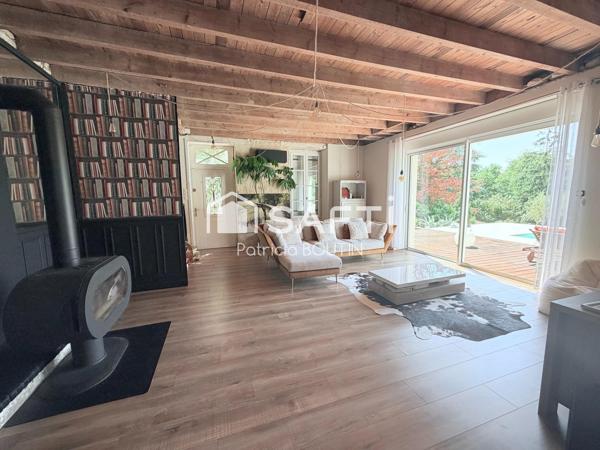 MAISON EN PIERRE 3 CHAMBRES, DÉPENDANCES ET PISCINE AVEC VUE IMPRENABLE A NIORT !