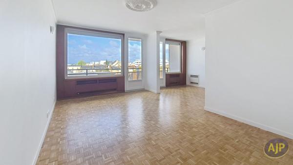 Location appartement La Roche Sur Yon : 950 € - AJP Immobilier La Roche-sur-Yon