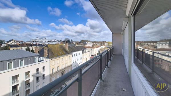Location appartement La Roche Sur Yon : 950 € - AJP Immobilier La Roche-sur-Yon