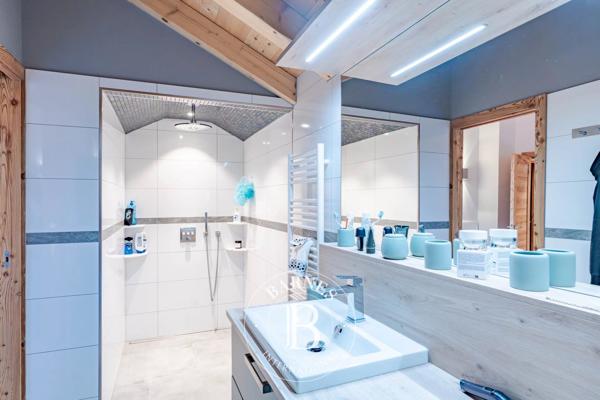 Méribel, Chalet 3 Chambres -  200 m² à vendre