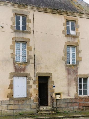 Maison à MEZANGERS, 53600 - 6 pièces 104m²