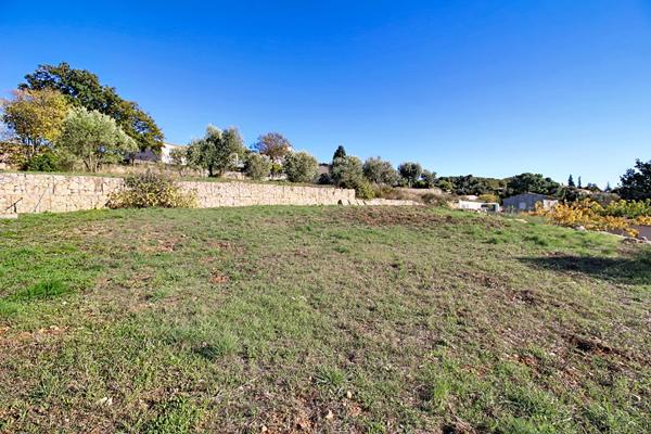 A VENDRE EN EXCLUSIVITE - Terrain à vendre à Draguignan - 1000 m² avec exposition Sud