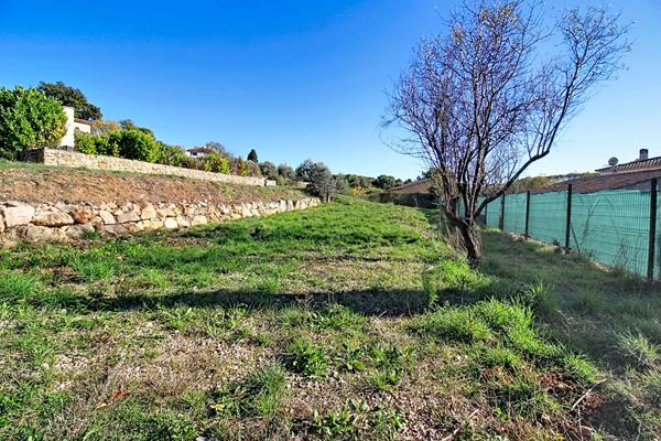 A VENDRE EN EXCLUSIVITE - Terrain à vendre à Draguignan - 1000 m² avec exposition Sud