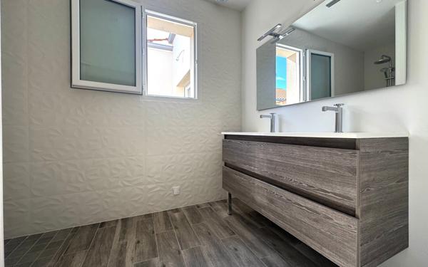 Maison à vendre    4 pièces •  Royan