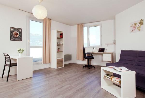 INVESTISSEMENT LOCATIF – GRENOBLE – Résidence étudiante Les Estudines Europole - 5,62 de rentabilité