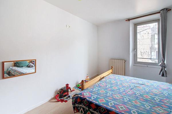 DRAGUIGNAN - A VENDRE APPARTEMENT T3 63m² - LOUÉ 750 € par mois - RENTABILITÉ NETTE 4.79%