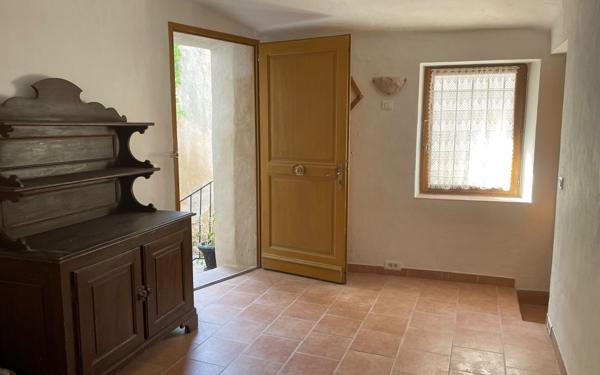 Appartement à vendre    2 pièces • 44,07 m2 Cabrières-d'Aigues