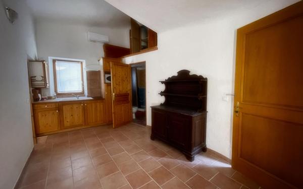 Appartement à vendre    2 pièces • 44,07 m2 Cabrières-d'Aigues