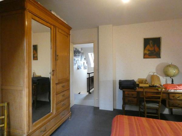 Maison 6 chambres sur un terrain de 1065 m2