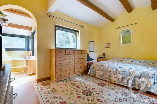 Maison à vendre  8 pièces - 266 m2 VILLENEUVE LES AVIGNON - 30