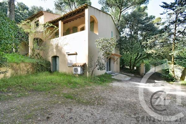 Maison à vendre  8 pièces - 266 m2 VILLENEUVE LES AVIGNON - 30