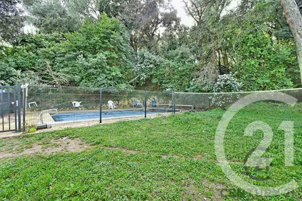 Maison à vendre  8 pièces - 266 m2 VILLENEUVE LES AVIGNON - 30