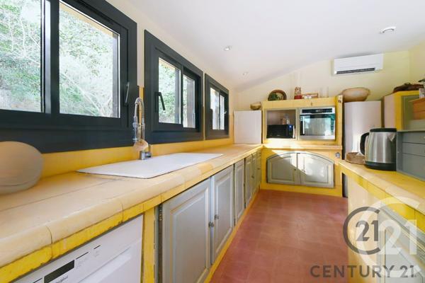 Maison à vendre  8 pièces - 266 m2 VILLENEUVE LES AVIGNON - 30