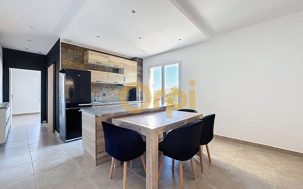 Appartement à vendre    2 pièces • 50,80 m2 Saint-Raphaël