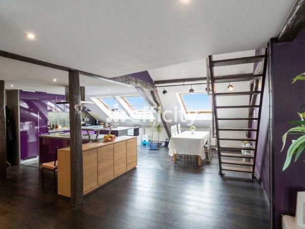 Appartement
         4 pièces
        - 85 m² 199 000 €*