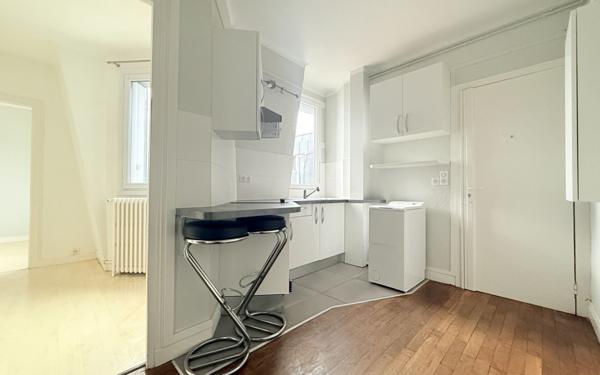 Appartement à louer    1 pièce • 24,51 m2 Vanves