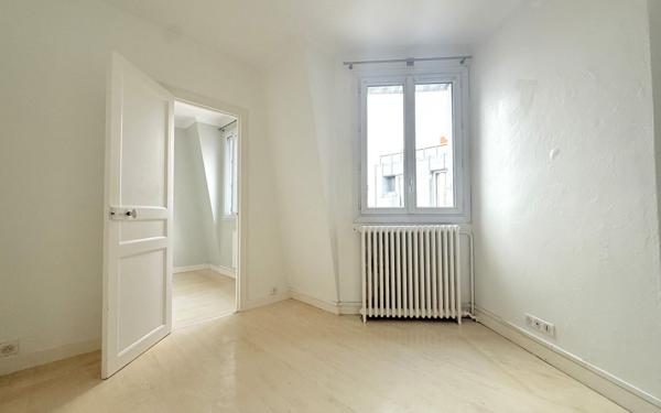 Appartement à louer    1 pièce • 24,51 m2 Vanves