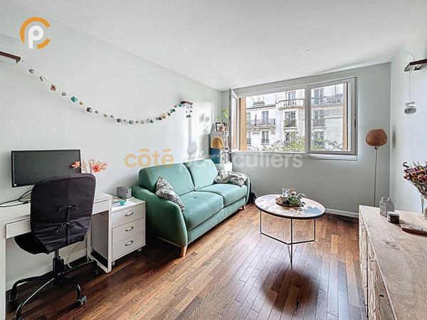 Vente Appartement49 m² - 2 Pièces - PARIS (75012)