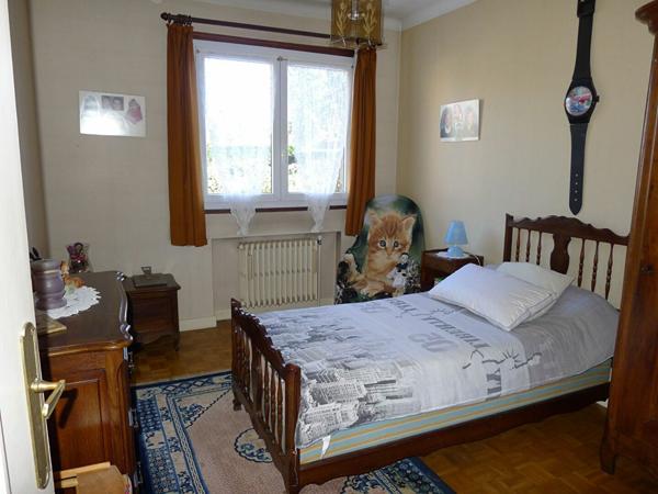 Maison à vendre    6 pièces • 130 m2 Saint-Genis-Laval