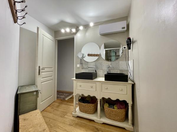 Maison 6 pièces - 145 m² Exclusivité efficity