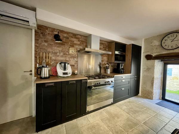 Maison 6 pièces - 145 m² Exclusivité efficity