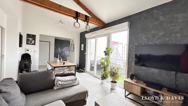 LAMBEZELLEC A VENDRE EN EXCLUSIVITE APPARTEMENT T3 AVEC TERRASSE