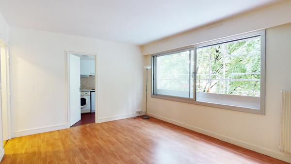 Appartement Paris 14 1 pièce(s) 30.6 m2