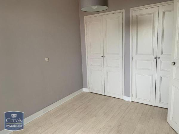 Appartement à louer 3 pièces 64.25m² Pau (64000)