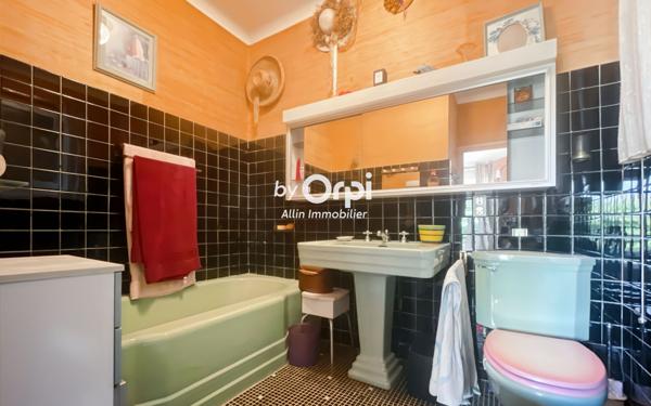 Maison à vendre    8 pièces • 169 m2 Montluçon