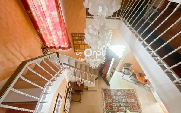 Maison à vendre    8 pièces • 169 m2 Montluçon