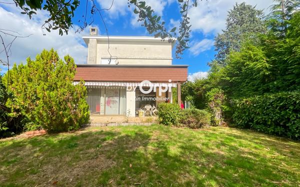 Maison à vendre    8 pièces • 169 m2 Montluçon