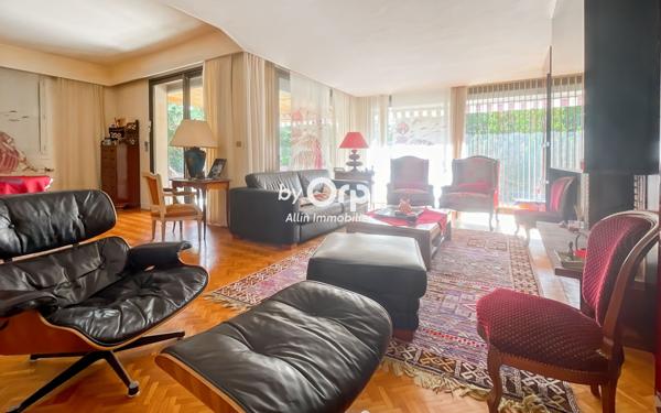 Maison à vendre    8 pièces • 169 m2 Montluçon