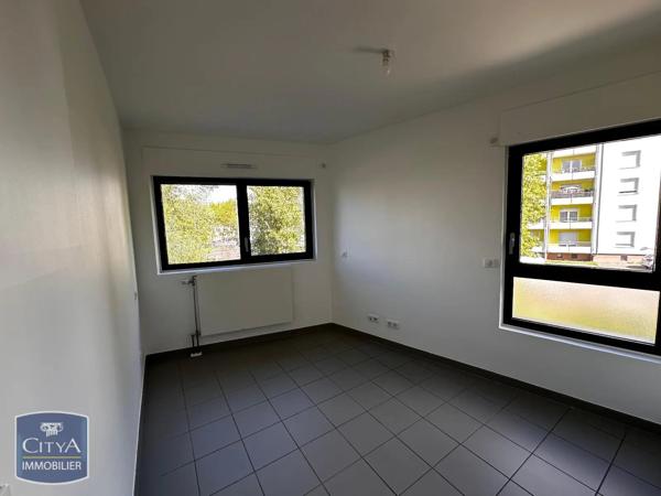 Appartement à louer 4 pièces 96.1m² Strasbourg (67100)