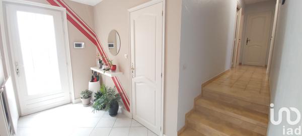 Maison à vendre 5 pièces 112 m² Saint-Martin-la-Plaine