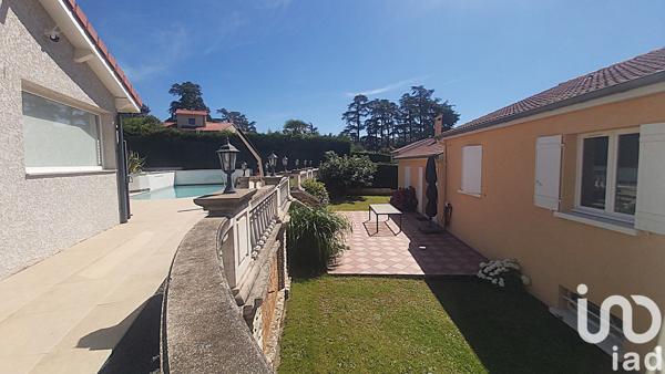 Maison à vendre 5 pièces 112 m² Saint-Martin-la-Plaine