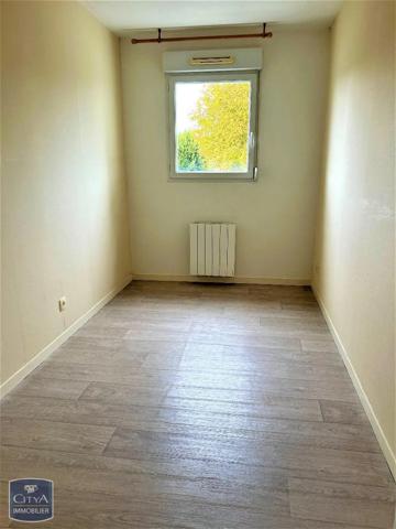 Appartement à louer 2 pièces 57.5m² Plérin (22190)