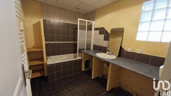 Local d’activité à vendre 340 m² Saint-Jean-Bonnefonds