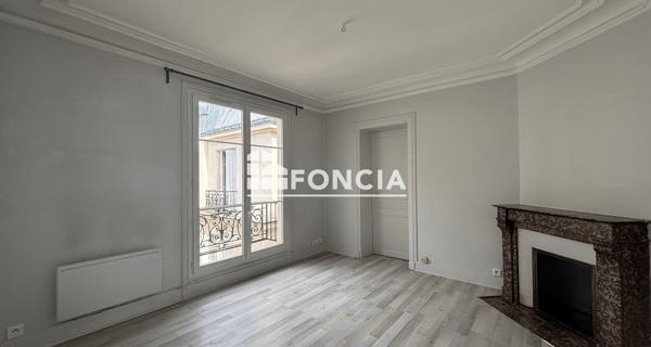 Location Appartement 2 pièces 49.01 m² - Paris 75009
