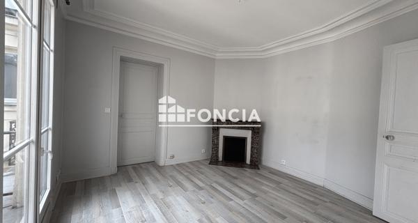 Location Appartement 2 pièces 49.01 m² - Paris 75009