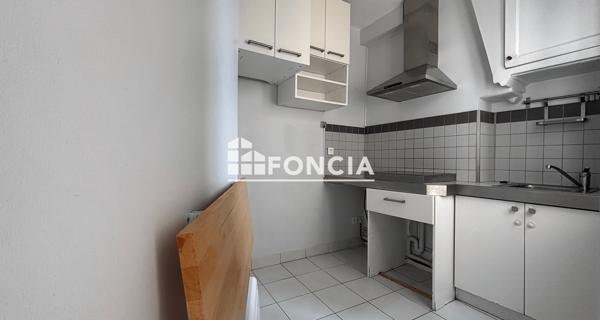 Location Appartement 2 pièces 49.01 m² - Paris 75009