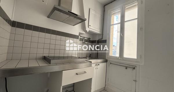 Location Appartement 2 pièces 49.01 m² - Paris 75009