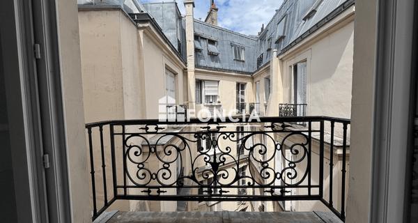 Location Appartement 2 pièces 49.01 m² - Paris 75009