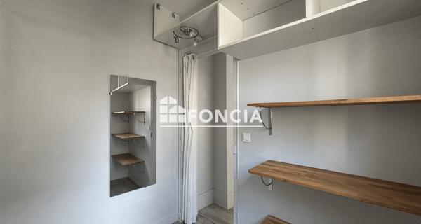 Location Appartement 2 pièces 49.01 m² - Paris 75009