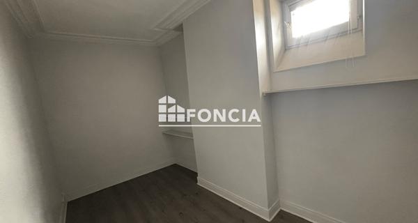 Location Appartement 2 pièces 49.01 m² - Paris 75009