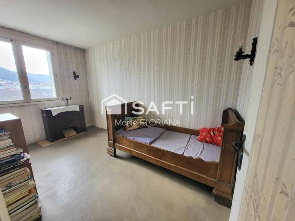 Appartement avec une cave et garage